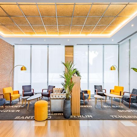 Hotel Madrid Chamartin, Affiliated By Melia Eksteriør bilde