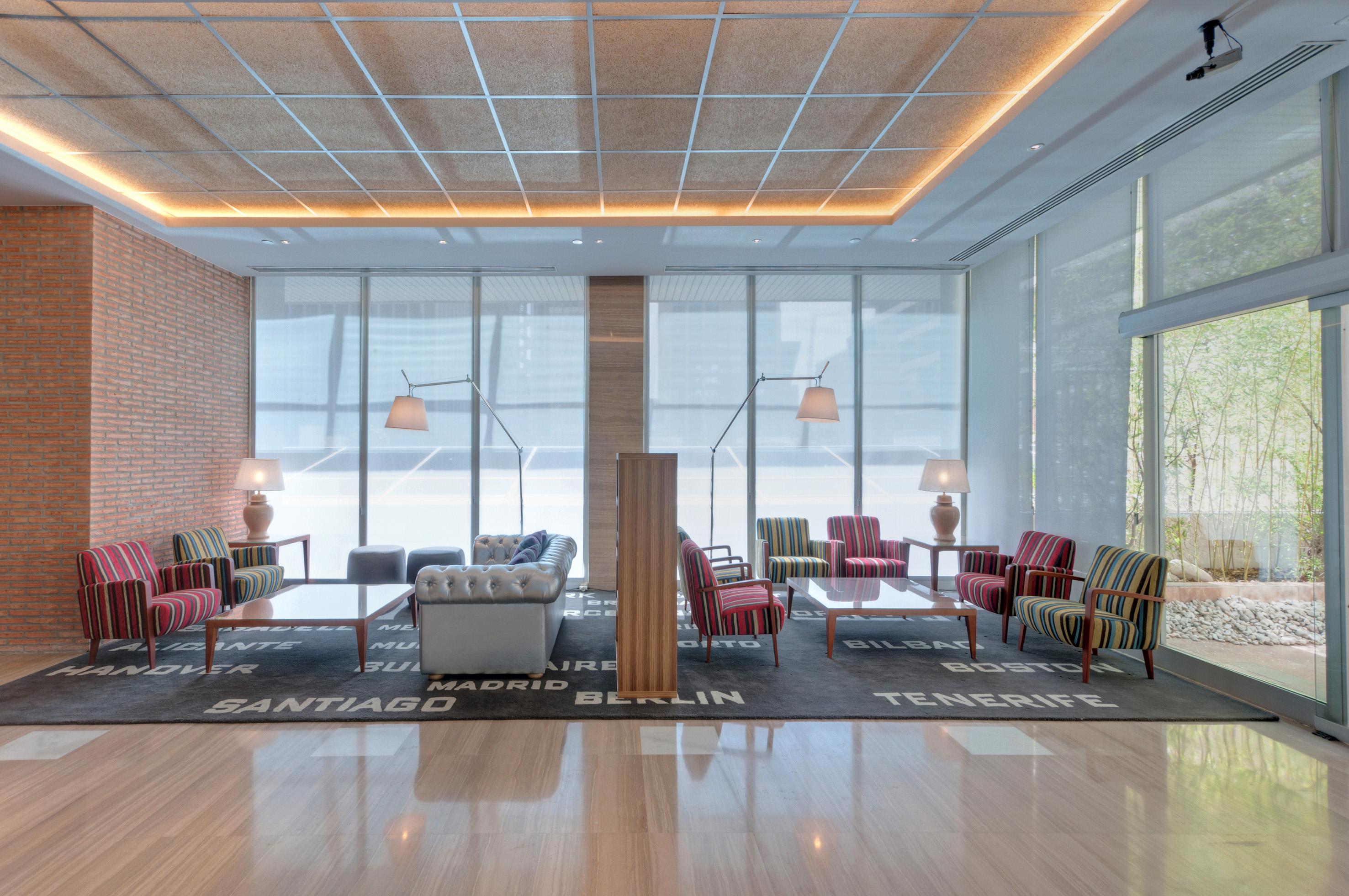 Hotel Madrid Chamartin, Affiliated By Melia Eksteriør bilde