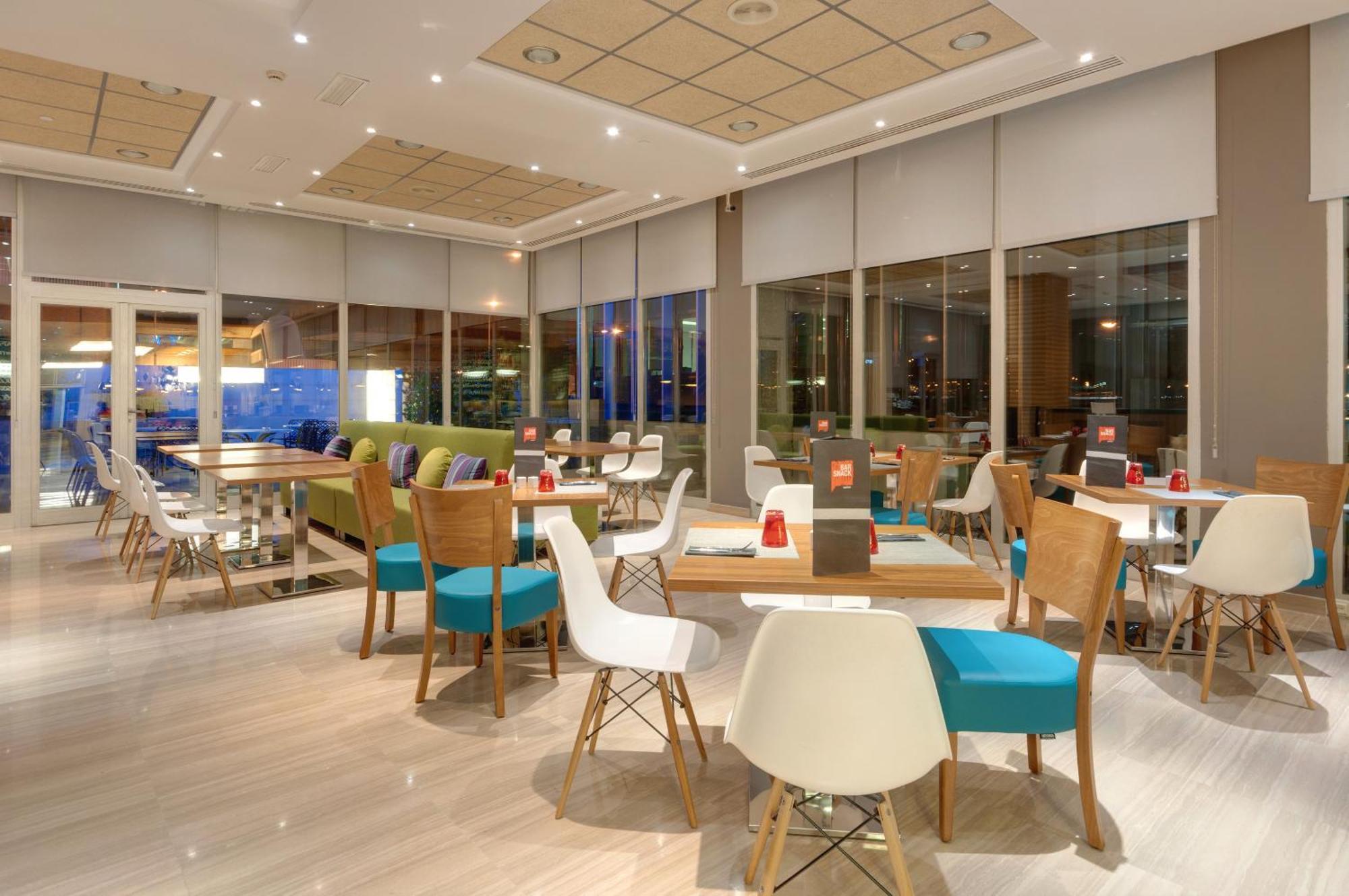 Hotel Madrid Chamartin, Affiliated By Melia Restaurant bilde